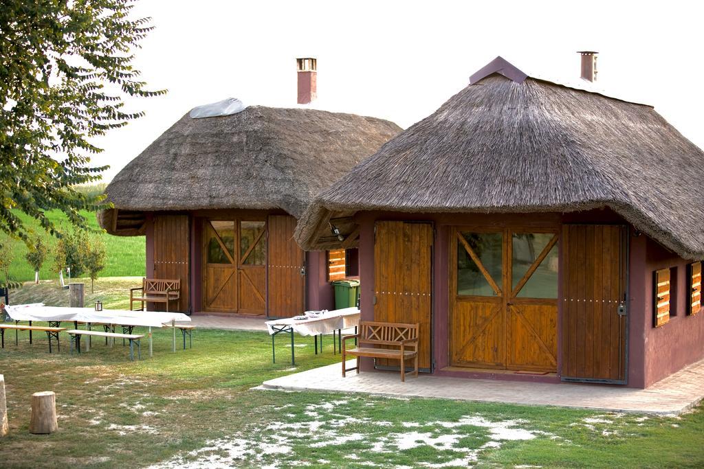 Agriturismo Bassara Le Capanne Argenta 외부 사진
